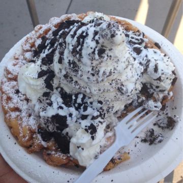 Oreo Lovers Funnel Cake 