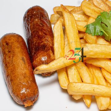 Fries & 2 Sausages 