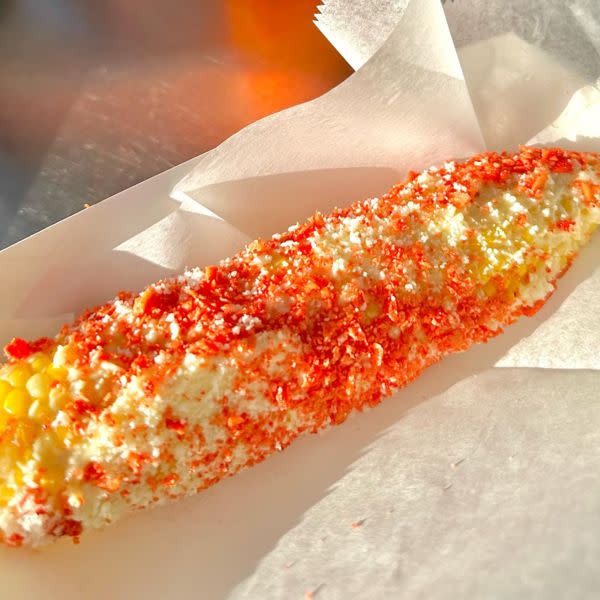 Corn in a Cob w/ Takiz