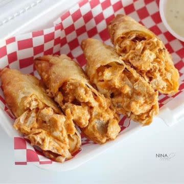 Buffalo Chicken Roll