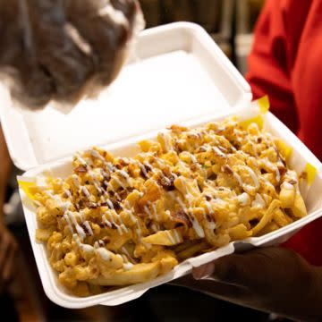 "Mac & Cheese" Fries 