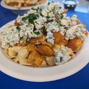 Buffalo Chicken Mac and Cheese 