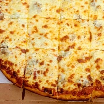 Traditional Chicago Tavern Style (Personal Size)