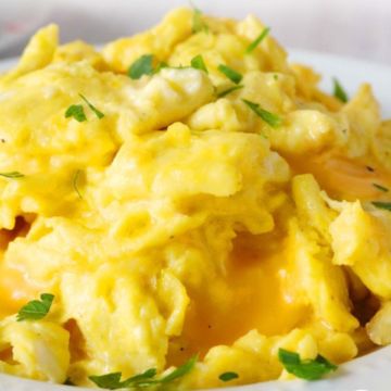 Cheese Eggs & Bacon 
