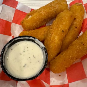Mozzarella Sticks (5)