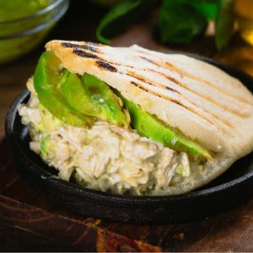 Arepa Reina Pepiada (Chubby Queen)