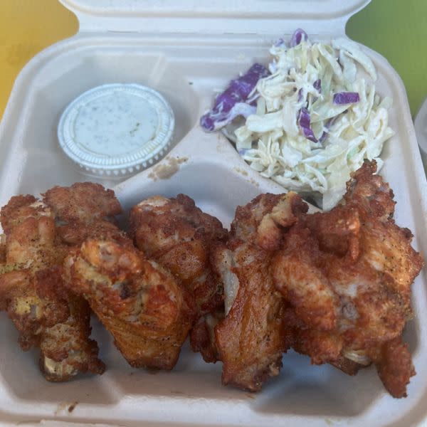 Lemon pepper chicken wings