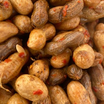 CAJUN SPICY BOILED PEANUTS