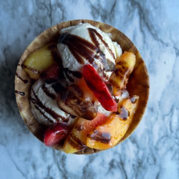 Waffle Bowl Mix Fruits