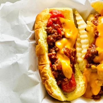 Chilli Dog w/ Fries