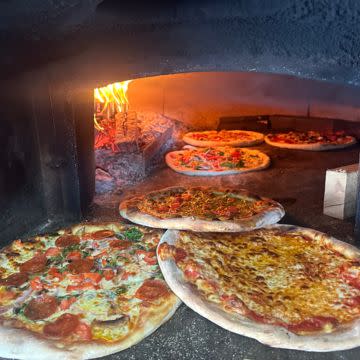 Wood Fire Pizza Buffet