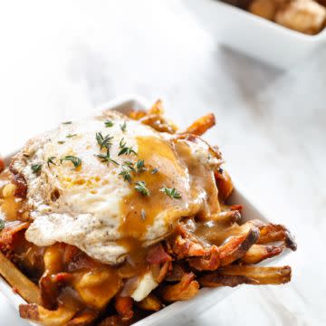 Breakfast Poutine