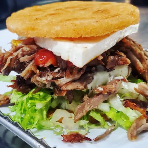 Pernil Arepa 