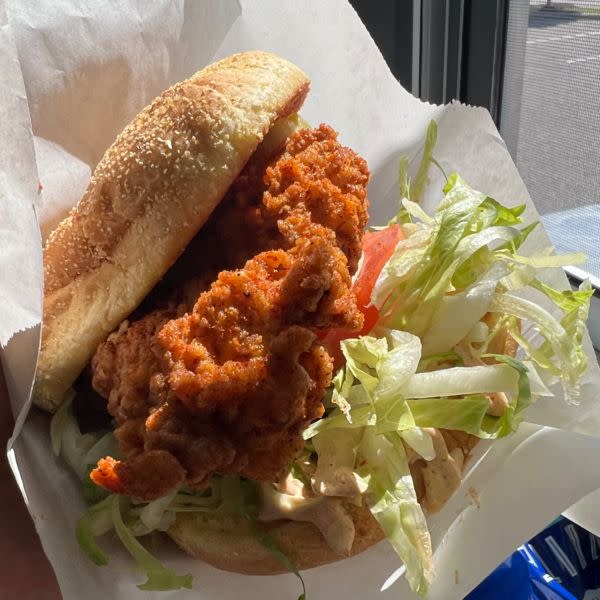 Crispy chicken sandwich w/ one side