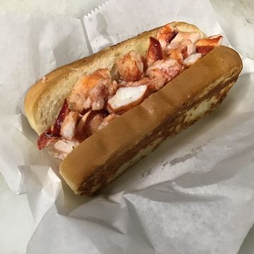 Connecticut Lobster Roll