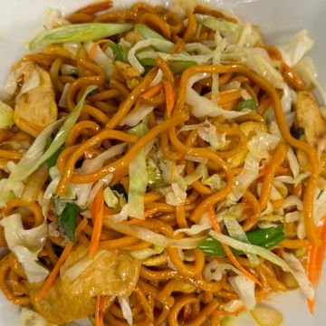 Chicken Lo Mein