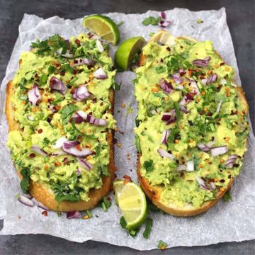 Guacamoloe Toast