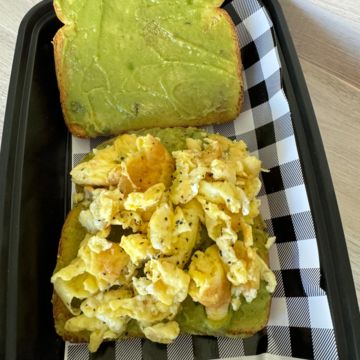 Guacamole and egg sandwich