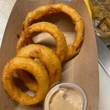 1/2 Order Onion Rings