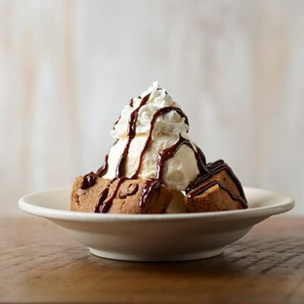 Chocolate Chip Cookie Sundae