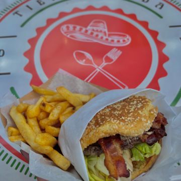 Bacon Cheeseburger