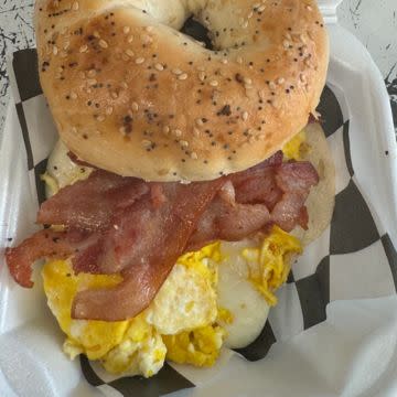 Bagel bacon,egg and cheese sandwich