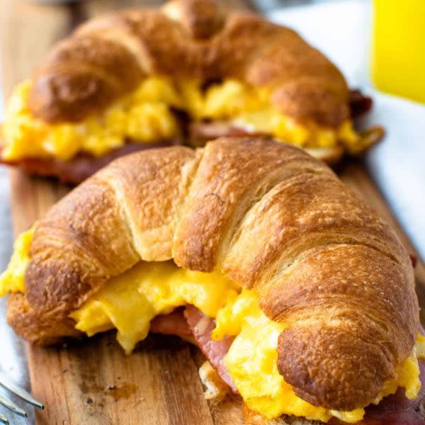 Croissant bacon, egg and cheese sandwich