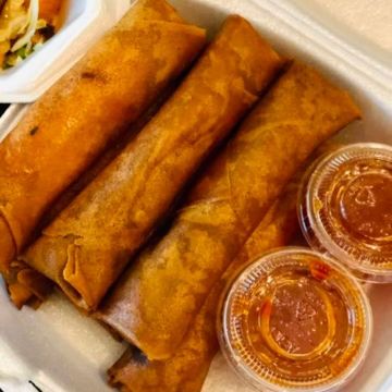 Lumpia w/ Sweet Chili Sauce