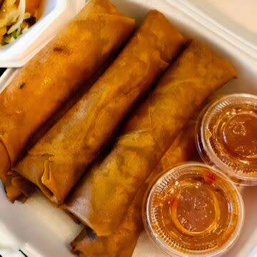 Lumpia w/ Sweet Chili Sauce