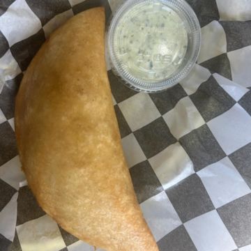 Empanada de pollo/ carne