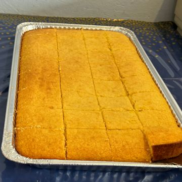 Sweet homemade cornbread