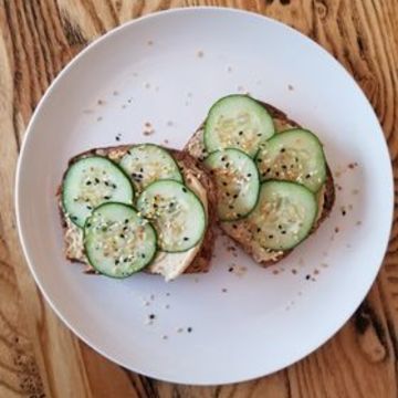 Traveler Toast 2 Pieces