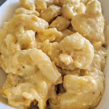 Macaroni & 5 Cheese