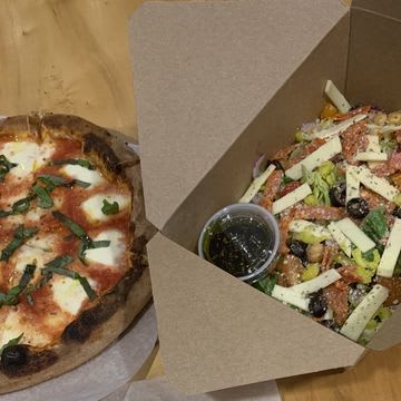 Margherita Pizza + Salad Combo