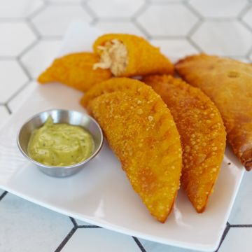 Venezuelan Chicken Empanada (H)(GF)