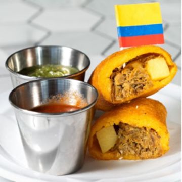 Colombian Beef & Potato Empanada (H)(GF)