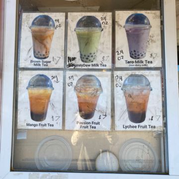 Boba Tea  flavor brown sugar, taro, honeydew, mango, passion ,lychee