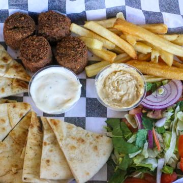 Falafel platter