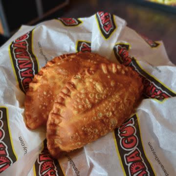 2 Empanadas (Choose from 5 Flavors)