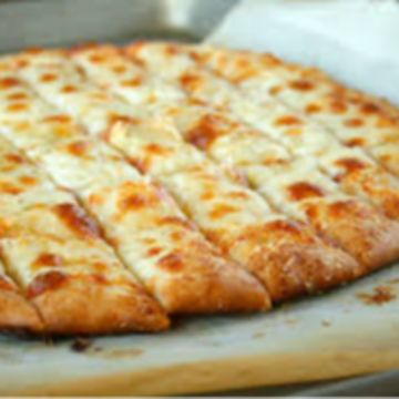 12" Cheesy Garlic Pie