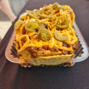 Chili Cheese Nachos