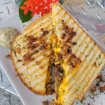 The Smoked Bacon Grilled Cheese