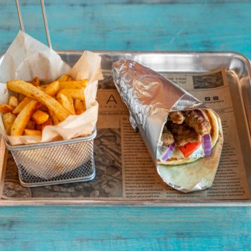 Beef/Lamb Gyros pita combo