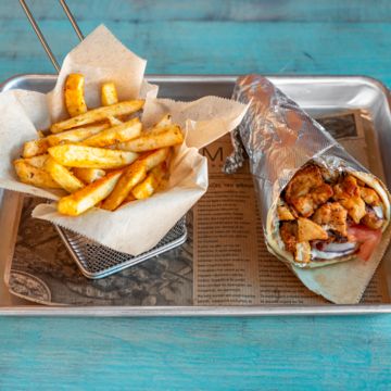 Chicken Gyros pita combo