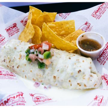 Manolo's Burrito