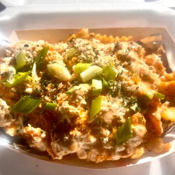 1/2 Size Shmack'n Crab Fries