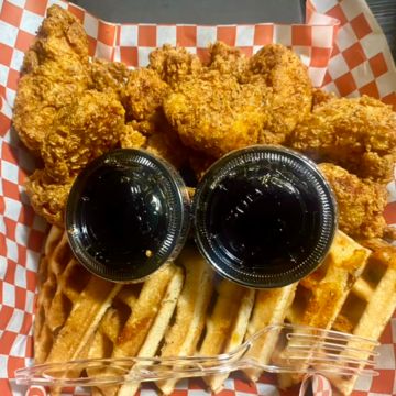 Chicken & Waffles