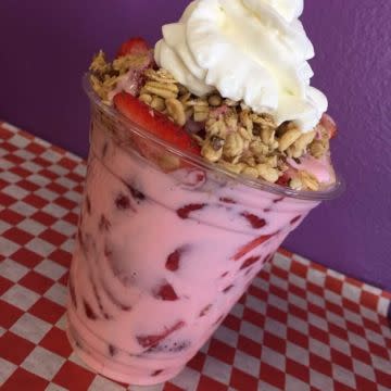 Strawberries/Cream