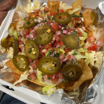 Mojo Grilled Chicken Nachos