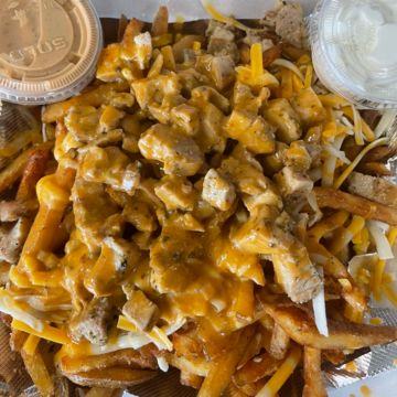 Mojo Grilled Chicken Loaded Fries